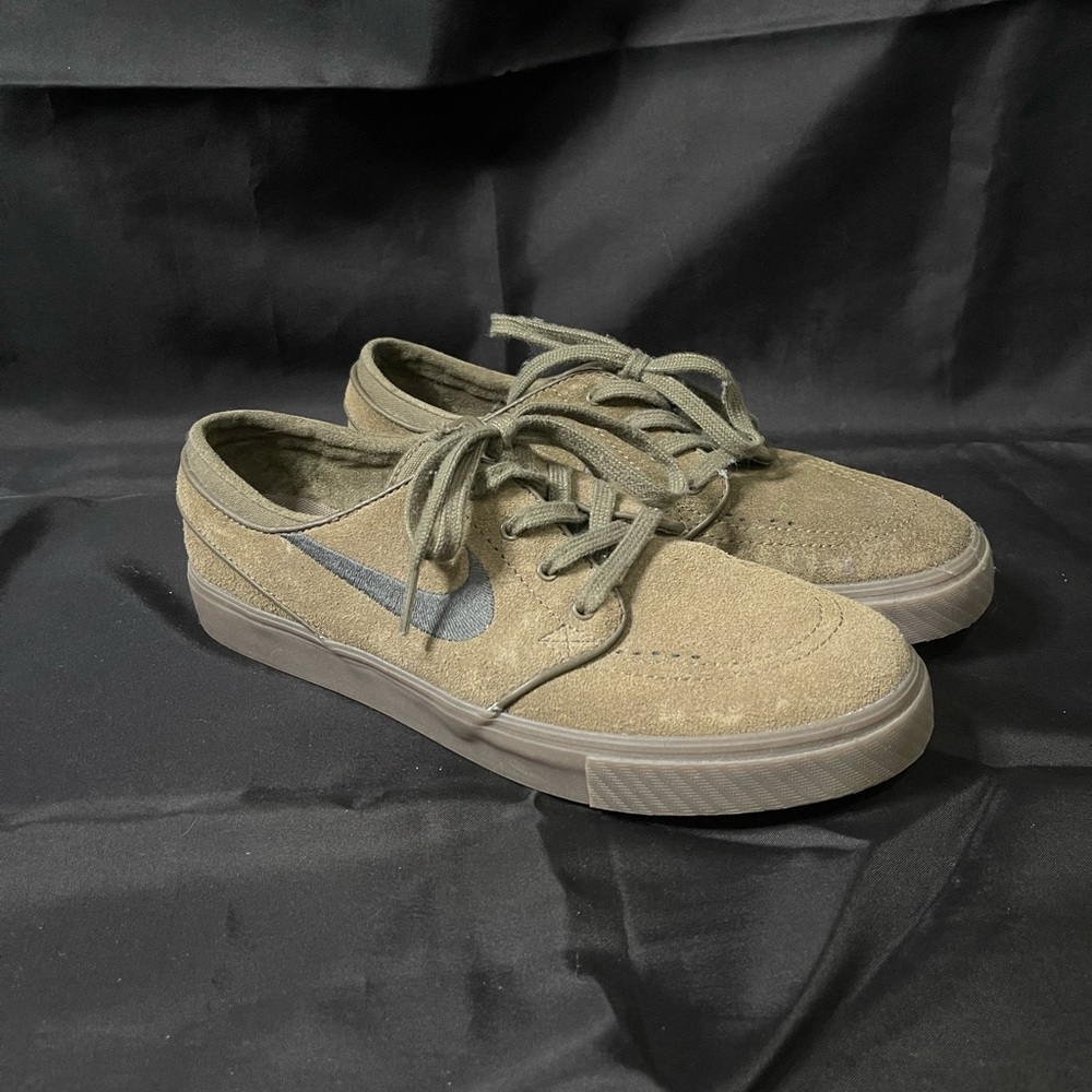 Nike SB Janoski “Olive”